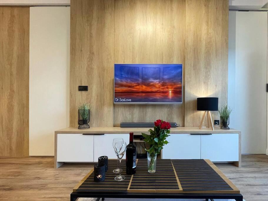 4Uapart-Apartment Suite Platan Amaretto سفينويتشي المظهر الخارجي الصورة