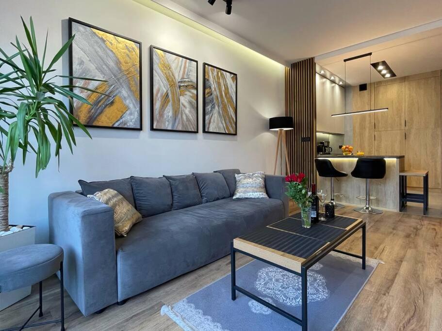 4Uapart-Apartment Suite Platan Amaretto سفينويتشي المظهر الخارجي الصورة